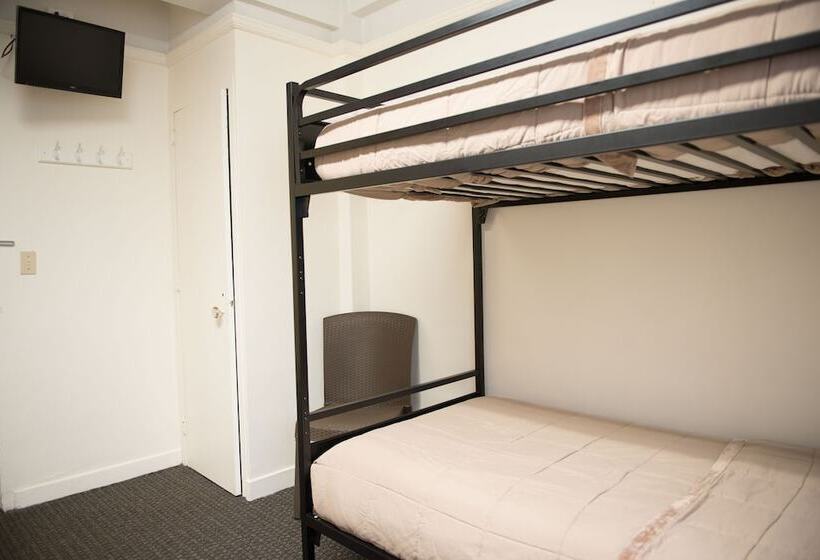 فندق Flushing Ymca   Hostel