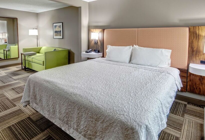 فندق Hampton Inn Latrobe