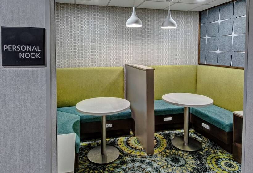 فندق Hampton Inn Latrobe