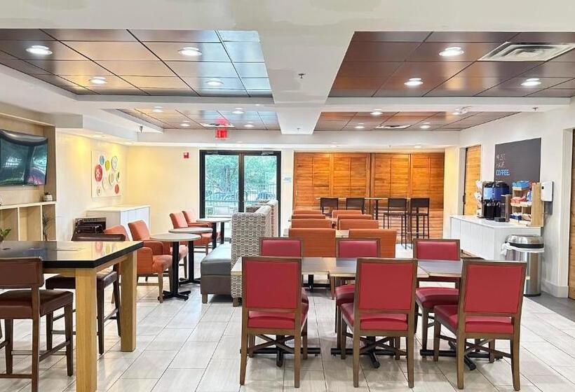 בית מלון כפרי Holiday Inn Express & Suites   Prospect Heights, An Ihg