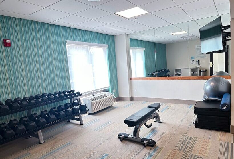 בית מלון כפרי Holiday Inn Express & Suites   Prospect Heights, An Ihg