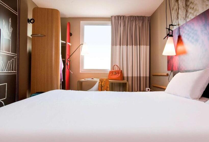 هتل Ibis Paris Porte De Clichy Centre