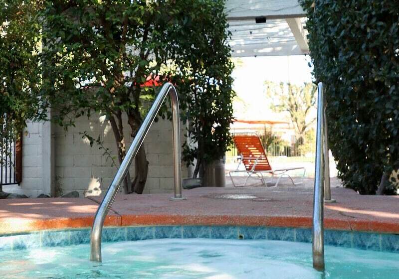 酒店 Mojave Resort