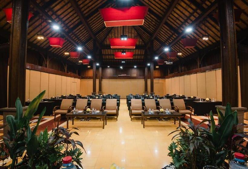 هتل Ramayana Suites And Resort