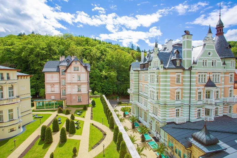 هتل Savoy Westend