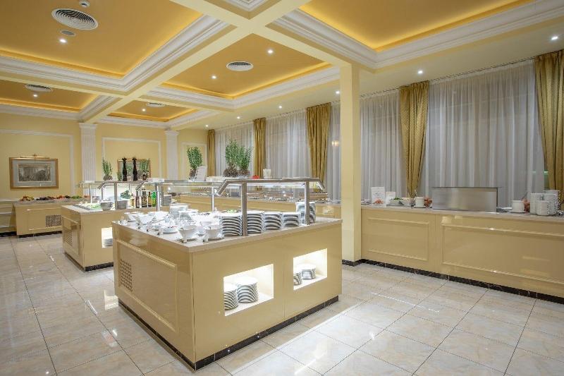 هتل Savoy Westend