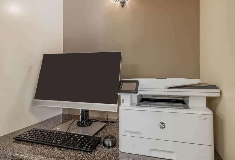 هتل Sonesta Simply Suites St Louis Earth City