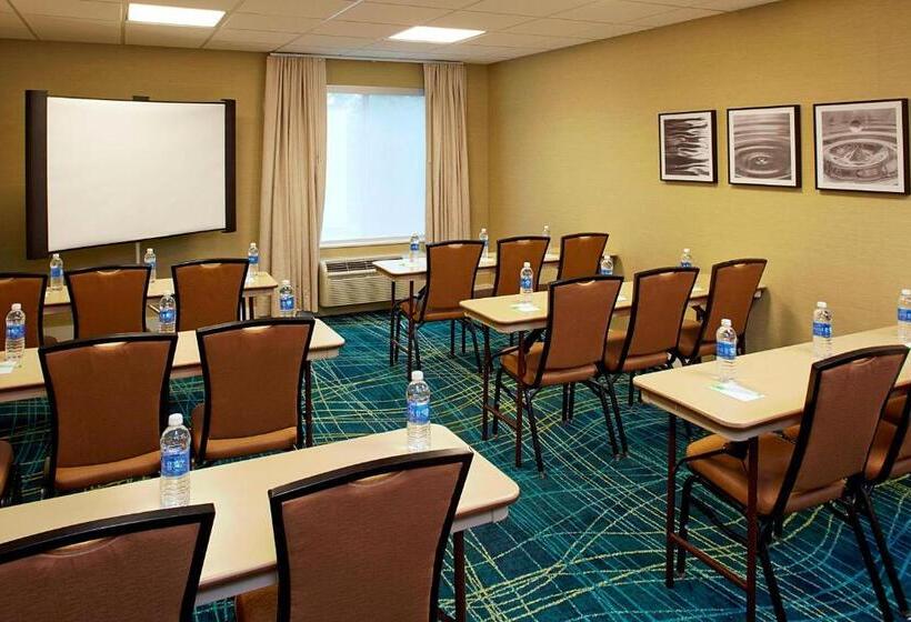 فندق Springhill Suites By Marriott Atlanta Six Flags