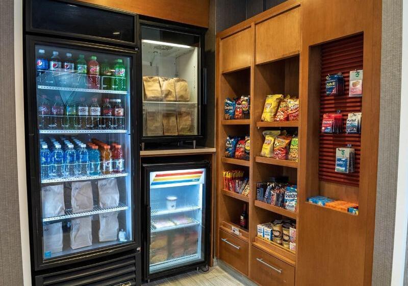 هتل Springhill Suites Columbus Airport Gahanna