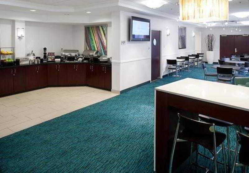 هتل Springhill Suites Dallas Addison/quorum Drive