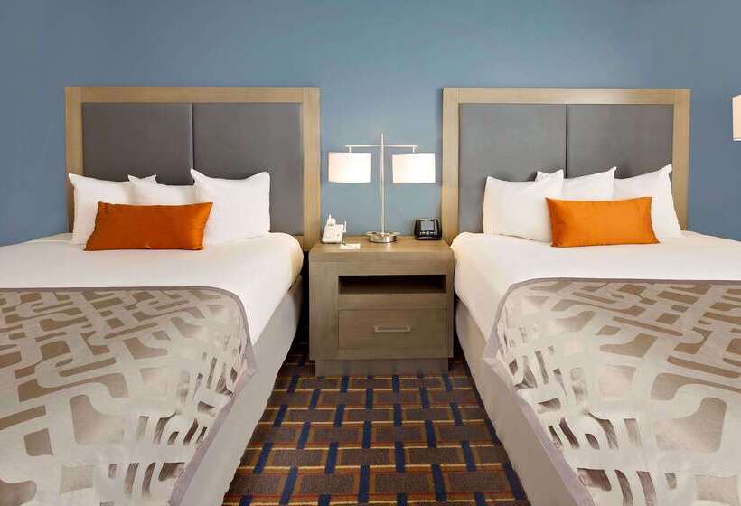 בית מלון כפרי Comfort Inn & Suites Arlington Heights   Schaumburg