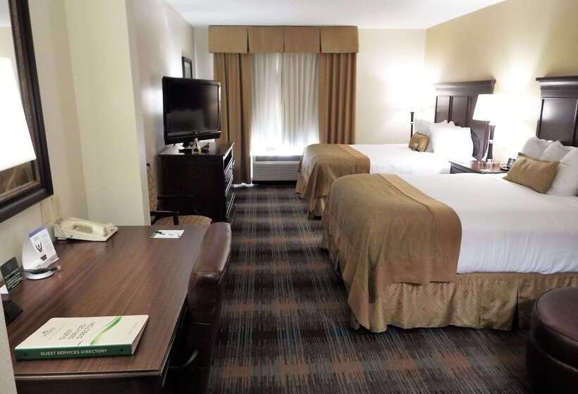 هتل Spark By Hilton Greensboro