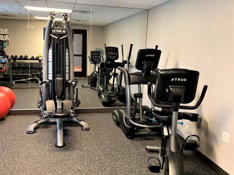 هتل Wingate By Wyndham Wilmington