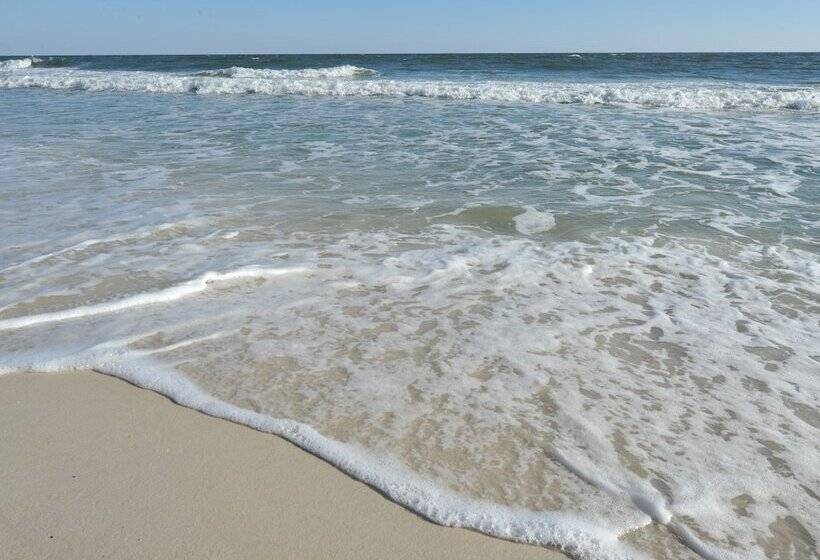 Seawind Condominiums