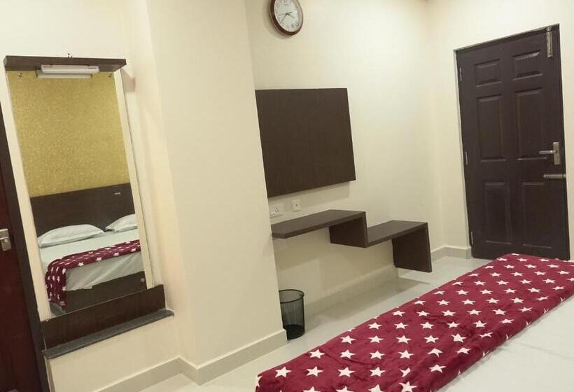 فندق صغير Sri Krishna Residency