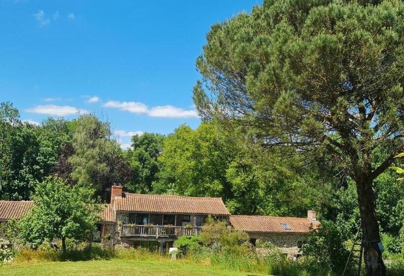 ベッドアンドブレックファースト Gîte Et Chambres D'hôtes Du Petit Moulin