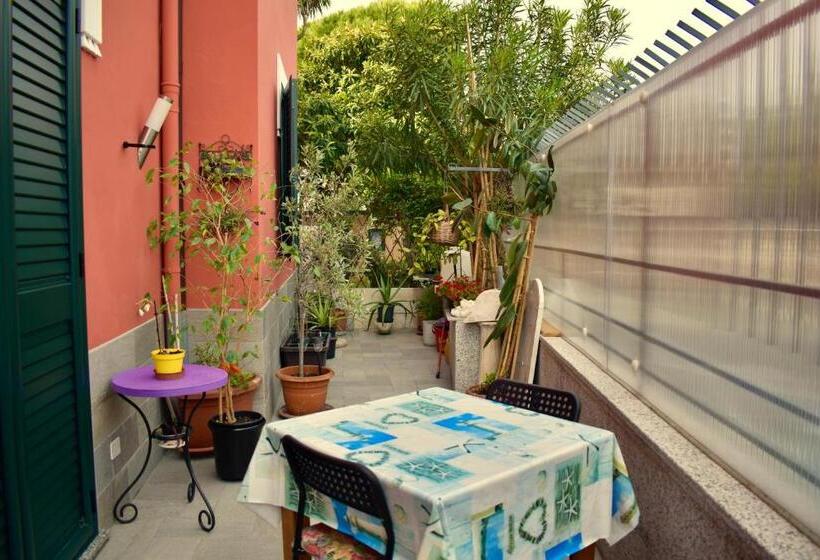 مبيت وإفطار Tra Il Borgo E Il Mare