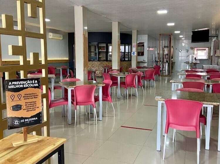 فندق Bezerra
