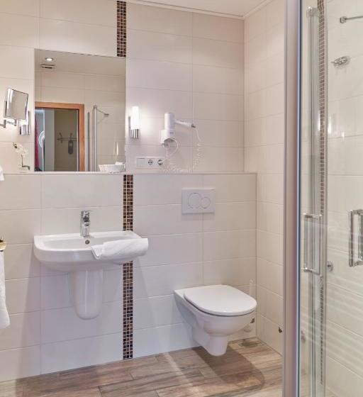 ホテル Gästehaus Schmitt Und Tacheles Landrestaurant