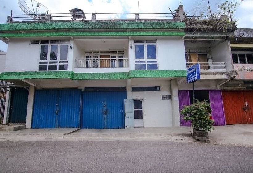 فندق Oyo 3242 Penginapan Saa Ada Syariah