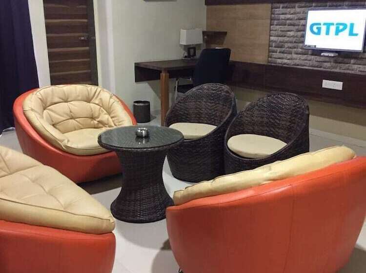 Отель Shiv Palace