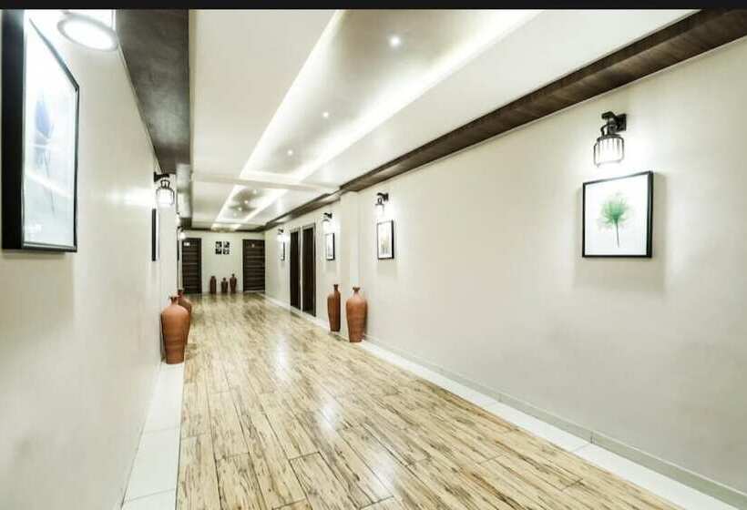 Отель Shiv Palace