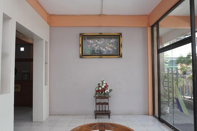 فندق Spot On 2200  Gunung Sari