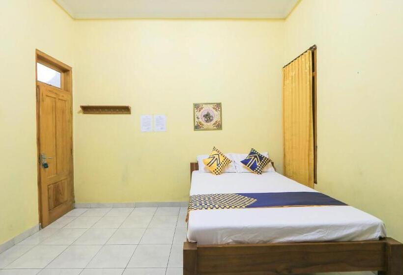 Отель Spot On 2440 Wallet Family Residence Syariah