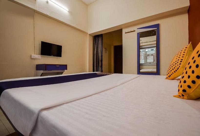 호텔 Spot On 65460  Gulmohar