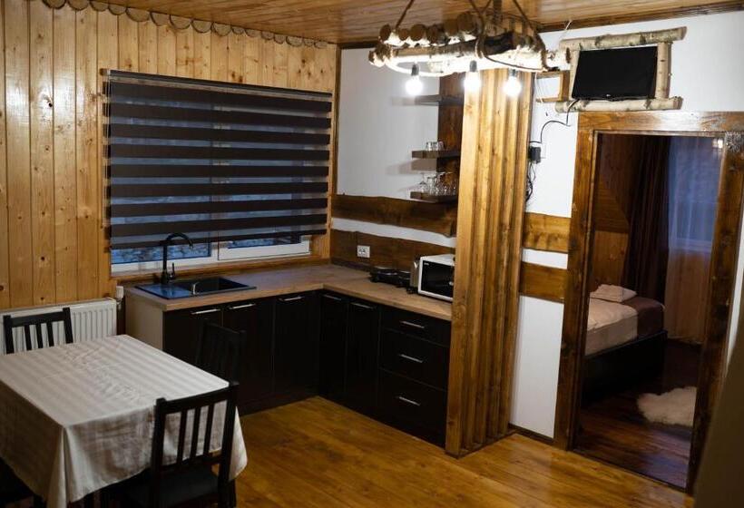 بنسيون Casa Margau