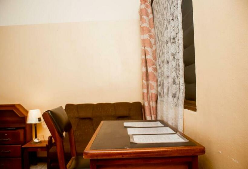 펜션 Sampson Guesthouse Ltd