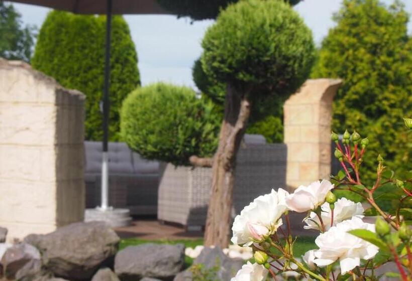 ベッドアンドブレックファースト Garni Am Schloss