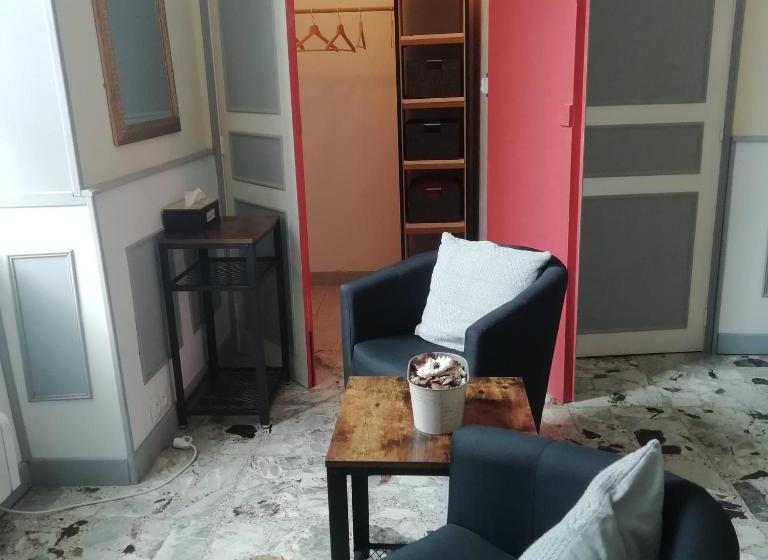 مبيت وإفطار No.15 Chambre Dhote