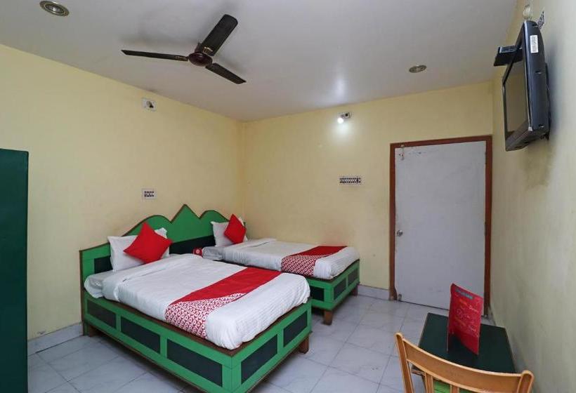 בית מלון כפרי Oyo 29692  Kalpataru