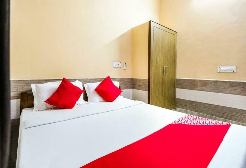 فندق Oyo 40880  Shashi