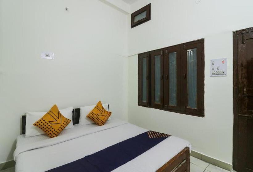 فندق Spot On 62999  Priyanka Tourist Lounge