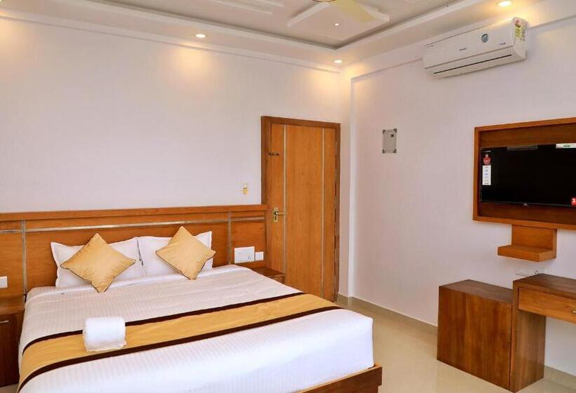 בית מלון כפרי The Anchorage Athirapilly Resort
