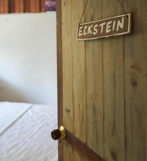 پانسیون Casa Caracola