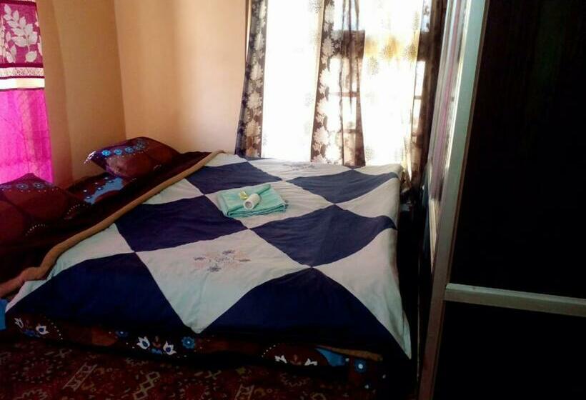 بنسيون Crean Guest House Karzok, Tsomoriri