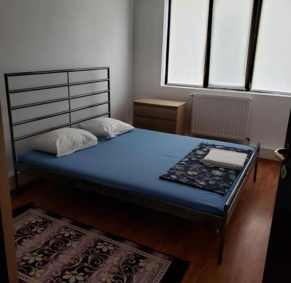پانسیون Natalia Guesthouse