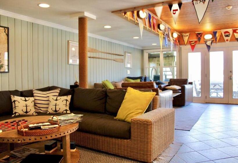 リゾートホテル Inn At Haven Harbour