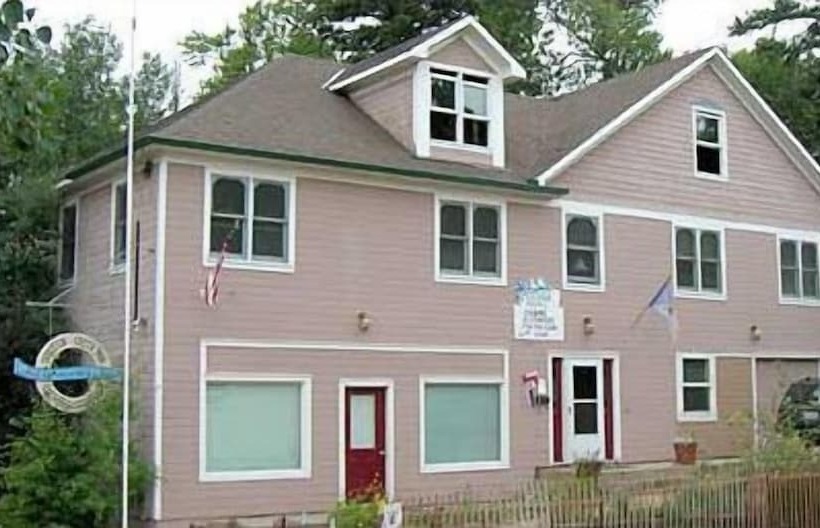 Bed and Breakfast Dodgeton Creek Inn