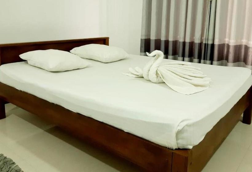 בית מלון כפרי Kanora Lake Resort