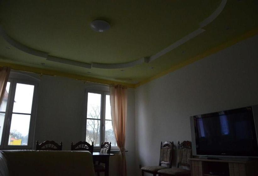 ホテル Lekoma Pension