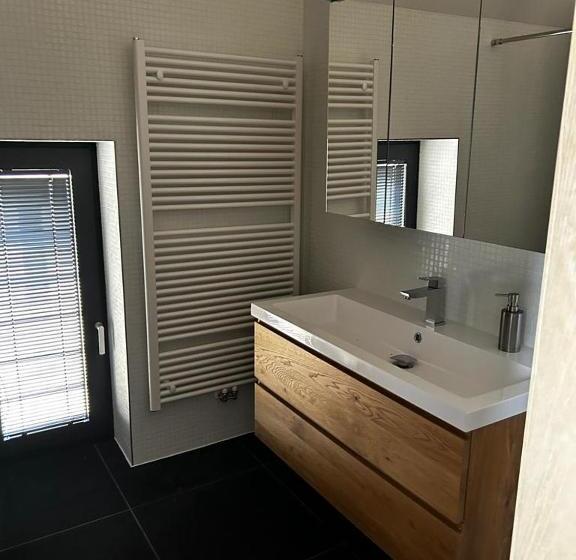 בית מלון כפרי Palace Resort Jíloviště