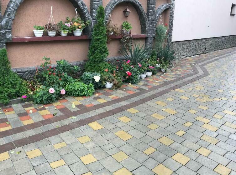 פנסיון Guest House Zhanna