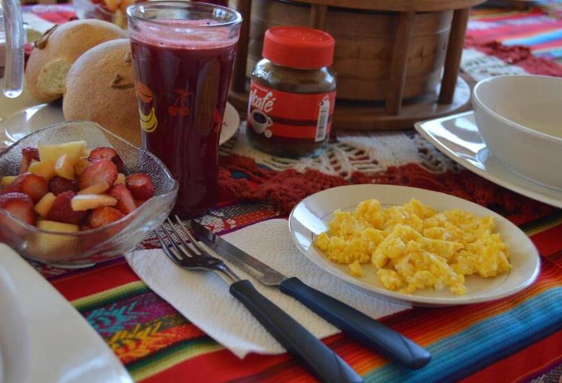 پانسیون Kuyllur ñán