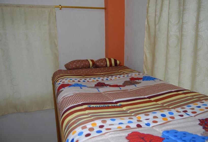 پانسیون Kuyllur ñán