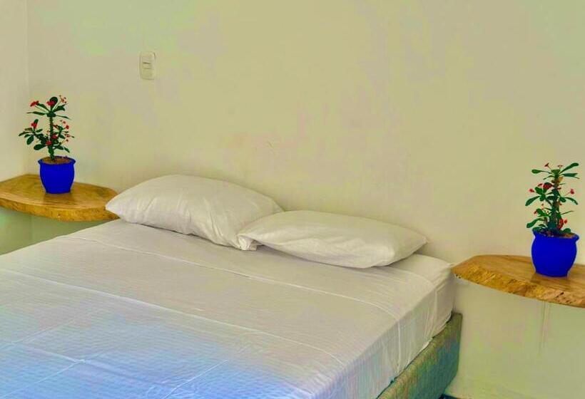 بنسيون Tayrona Angel Lodge