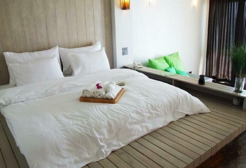 Bari Lamai Resort